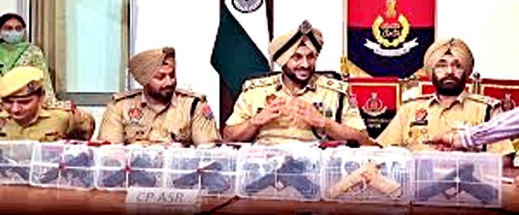 International arms smuggling and hawala network busted